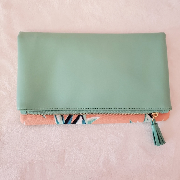 RACHEL PALLY REVERSIBLE CLUTCH - Picture 2 of 10